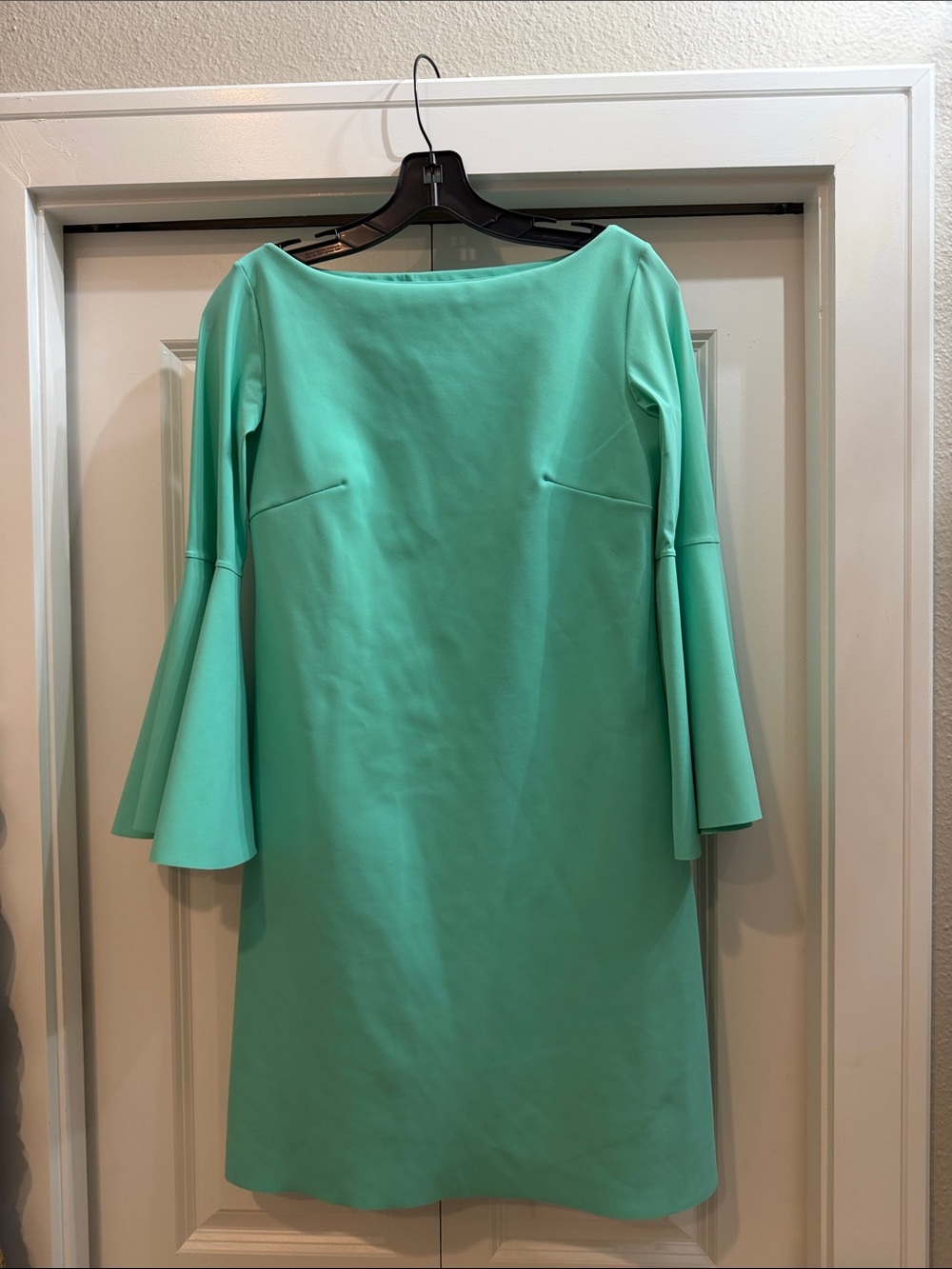 Chiara Boni Women's Mint Green Bell Sleeve Shift Dress